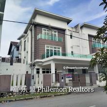 Two And Half Storey Semi-D Taman Evergreen Height