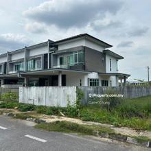 City Garden Double Storey Terrace Corner House For Sale