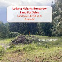 Ledang Heights, Bungalow Land 
