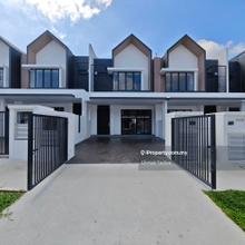 New Unit 2 Storey Terrace Serenia City Aiora, Sepang