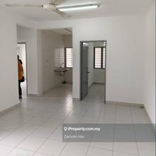 Good Value & Location Refurbished Akasia Apartment Bndar Botanic Klang