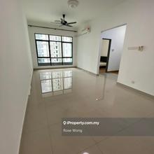 Super Cheap! Must Go! Short Walk to Malls Banks MRT LRT!