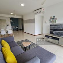 Well kept unit and low floor