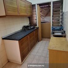 Saujana Apartment Partly Furnished For Sale