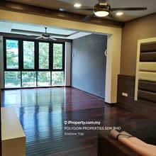 Terrace house for Sale