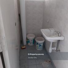 Walking distance to amenity near MRT station 