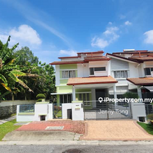 Luxury freehold corner terrace house 