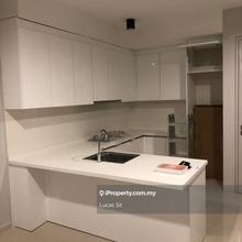 Serini Residence @ Melawati , Below Market Price ,2 carparks, Freehold