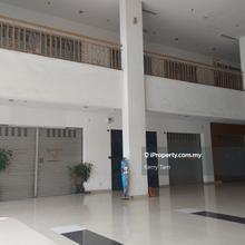 Short walk to LRT station, near Paradigm shopping Mall