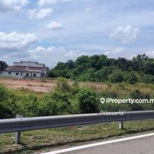 Tanah Flat Land sesuai untuk Drive-thru Restaurant @ Lunas,Kulim