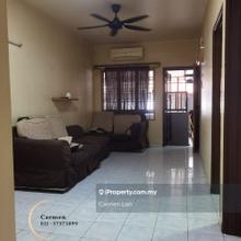 Desa Aman, Taman Suria, Sungai Buloh Townhouse Ground Floor For Sale