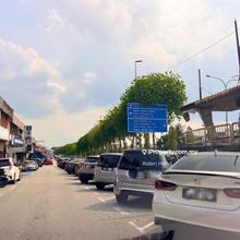 Jalan Pahlawan - Tun Aminah - Facing Mainroad - Whole Block