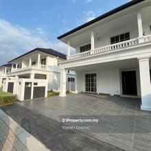 Stoneridge Cluster Semi D Big Built Up