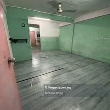 Terrace house for Sale