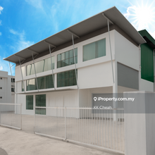 Facing Main Road Showroom Detached Factory for Rent at Selayang 