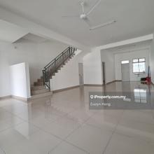 Terrace house for Sale