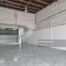 1.5 Storey Link Factory For Rent