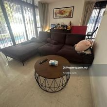 Grove Lakefield Bungalow Residence