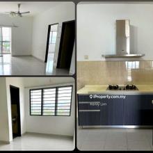 Hurry! Don't miss out the Best Deal Condo. Please Contact Me.