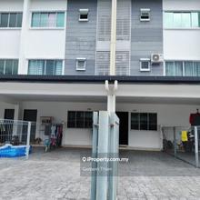 Oxford townhouse lower for rent 