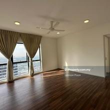 Sqwhere, 2 plus 1 rooms, partially furnished, MRT linked