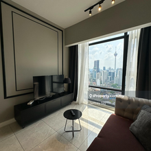 5mins to Pavilion TRX