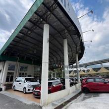 Facing Main Road Commercial land with building Bandar Puchong Jaya