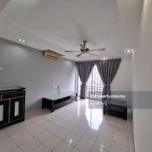 Corner unit in bukit kuda Pelangi height apartment 