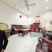 Full Loan Available. Fully Reno 1sty House. Welcome Viewing & Discuss