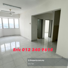 High floor , great view , good condition !