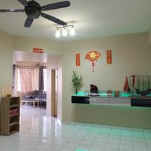 Kelana D'Putera Condo, 1148sf, Partly, 1cp, Kelana Jaya, LRT, PJ