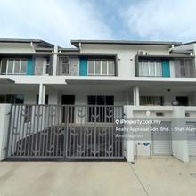 Terrace house for Sale