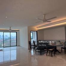 Molek Pine 4, 3 plus 1 Bedroom 3 Bathroom, Swimming Pool View