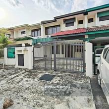 Bu12 spacious double storey terrace house for rent