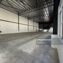 Warehouse at Batu Maung for Rent.