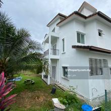 Corner house