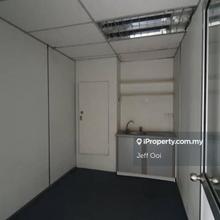 Sunny point complex batu uban 1000sf rare nice