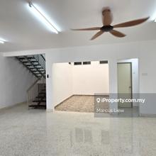 2sty Simple and Partly furnished Terrace House Tmn Seputeh