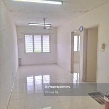 Flora damansara block  A flat for rent 