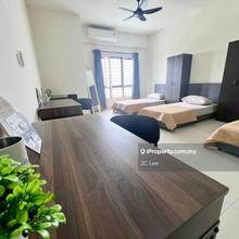 Fully furnished with good condition, next to uoc and mmu