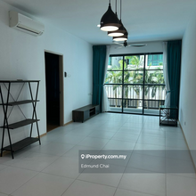 Sapphire on the Park Condominium For Rent