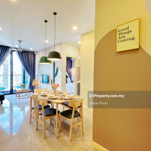 High Floor Condo with Elegant Design and Spectacular City View