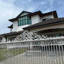 Spacious 2-Storey Bungalow @ Canning Garden, Ipoh For Rent