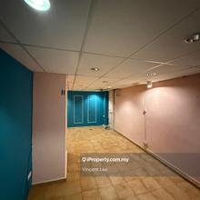1st Floor Shop Lot for Rent at Bandar Menjalara