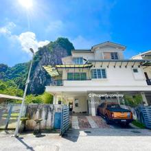 Corner Lot Duplex Huge Land Gated Guarded Partly Furnished 