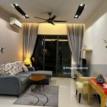 Cheapest nice unit with walking to LRT