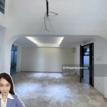 New& under market!-renovated 2 Sty Semi-D-Taman Brown Garden Gelugor