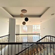 Bungalow in Sri Petaling cheap