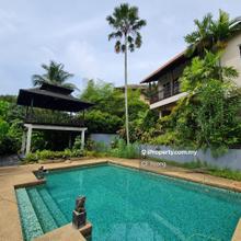 Balinese Style Semi-D With Private Pool Pavilion