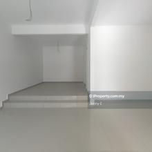 Freehold spacious double storey, Taman Bukit Serdang